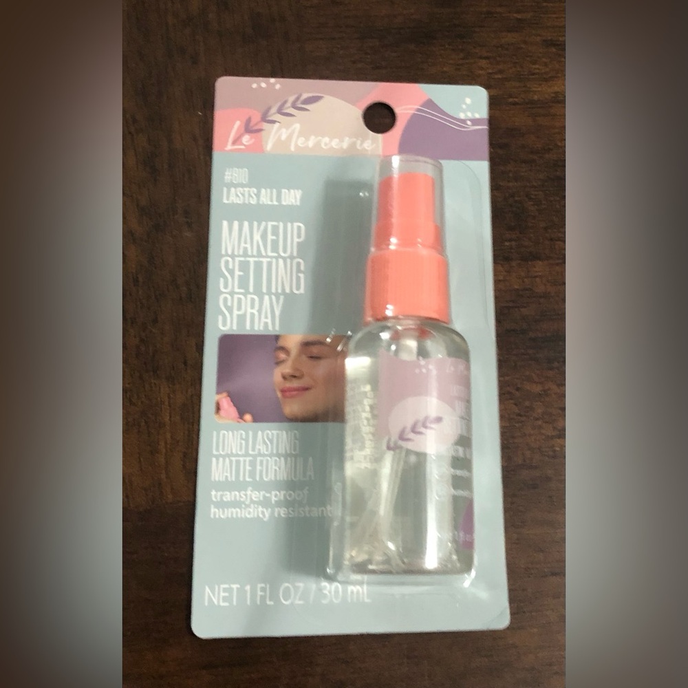Makeup Setting Spray Last All Day. 1 fl oz